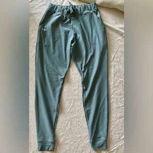 Smoke free.. no pets